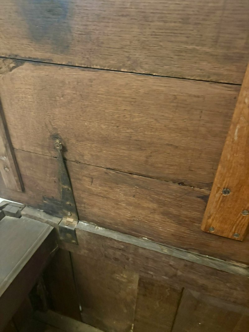 Exceptional Quality 17th Century Antique Oak Mule Chest with Marquetry Inlay